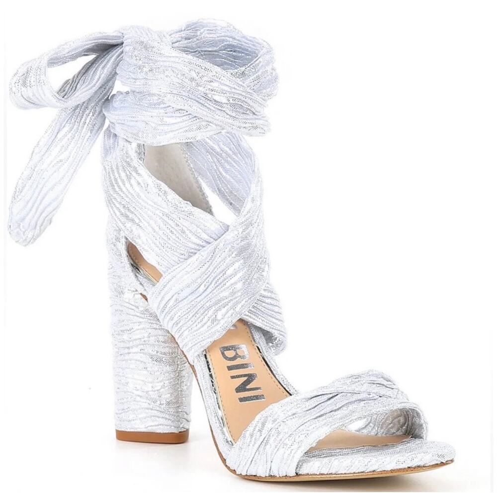 Gianni Bini Silver Metallic Wrap Block Heel Sandals Textured Tie Ankle Sz 8 NEW